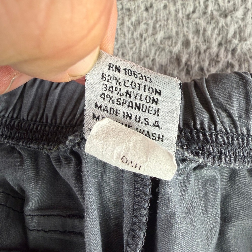 Be present Yoga Knickers Women Medium Gray Agility Capri Pants Made in USA - Picture 4 of 11